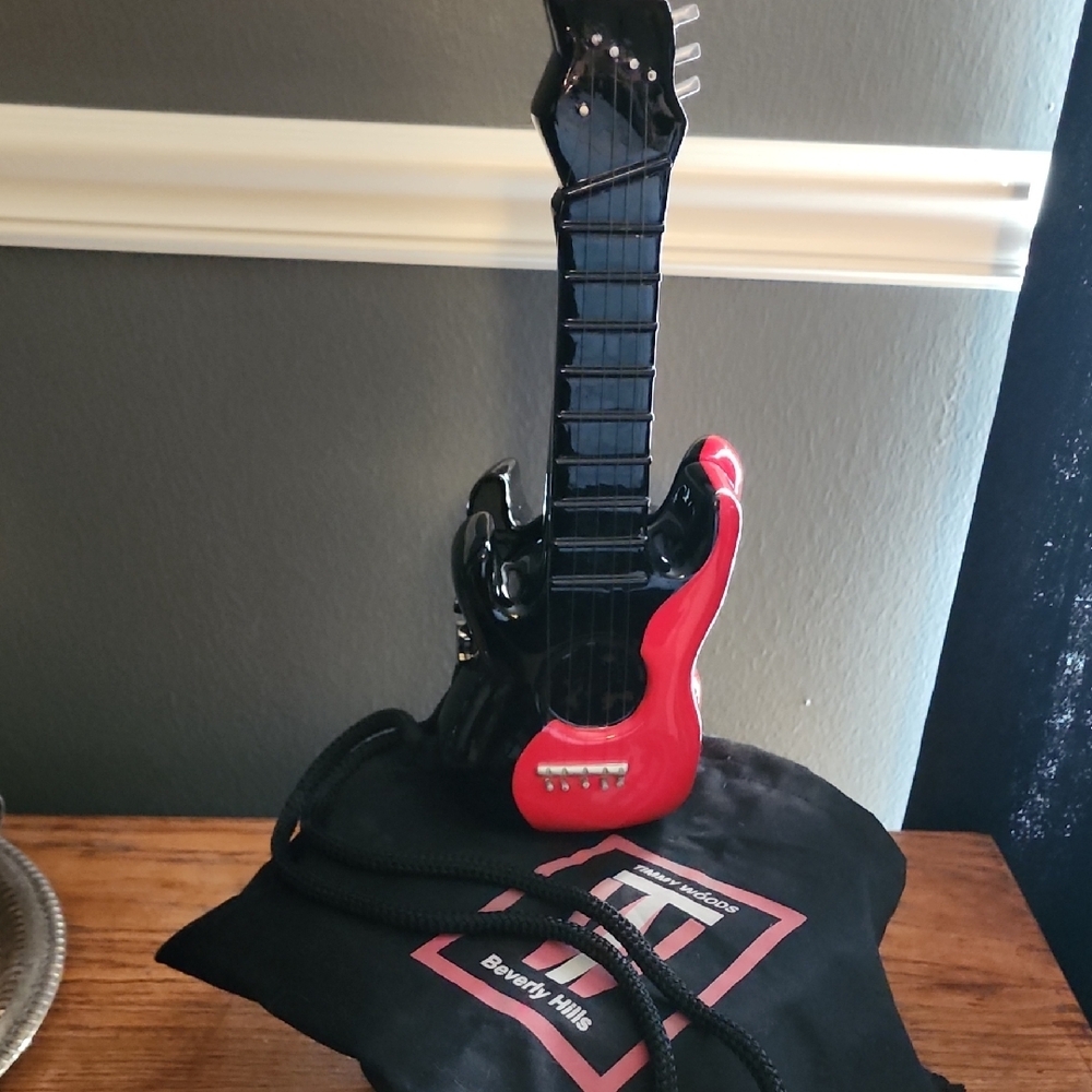 Guitar Design Purse